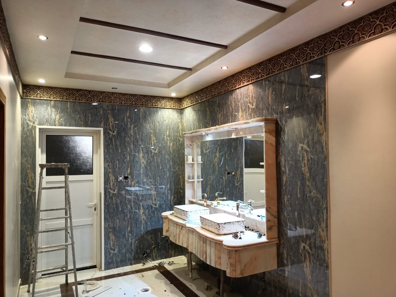 معلم دهانات داخلي وخارجي