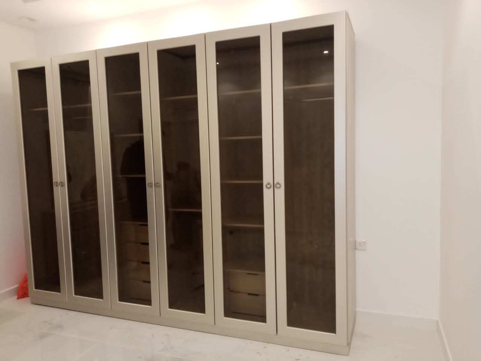 دولاب زاويه تفصيل حسب الطلب