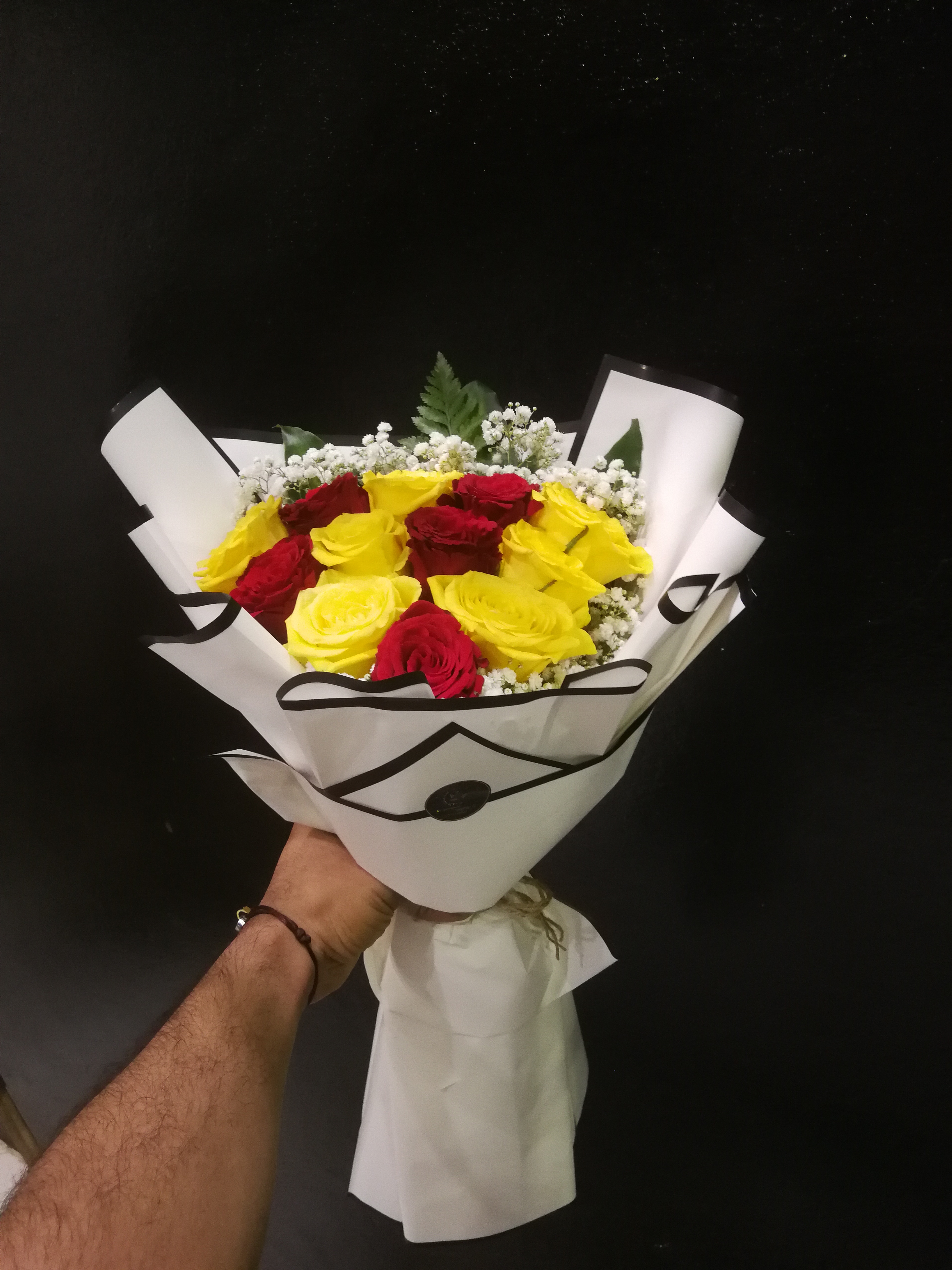 بوكيه ورد جوري ملون