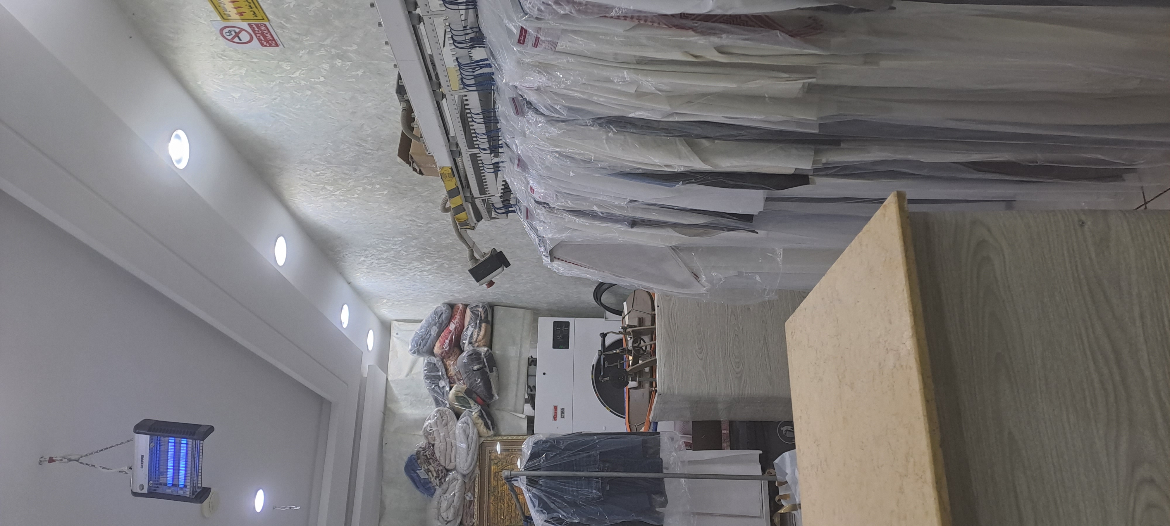 غسيل وكوي مستعجل خلال نصف ساعه القطعة ب ٥ريال