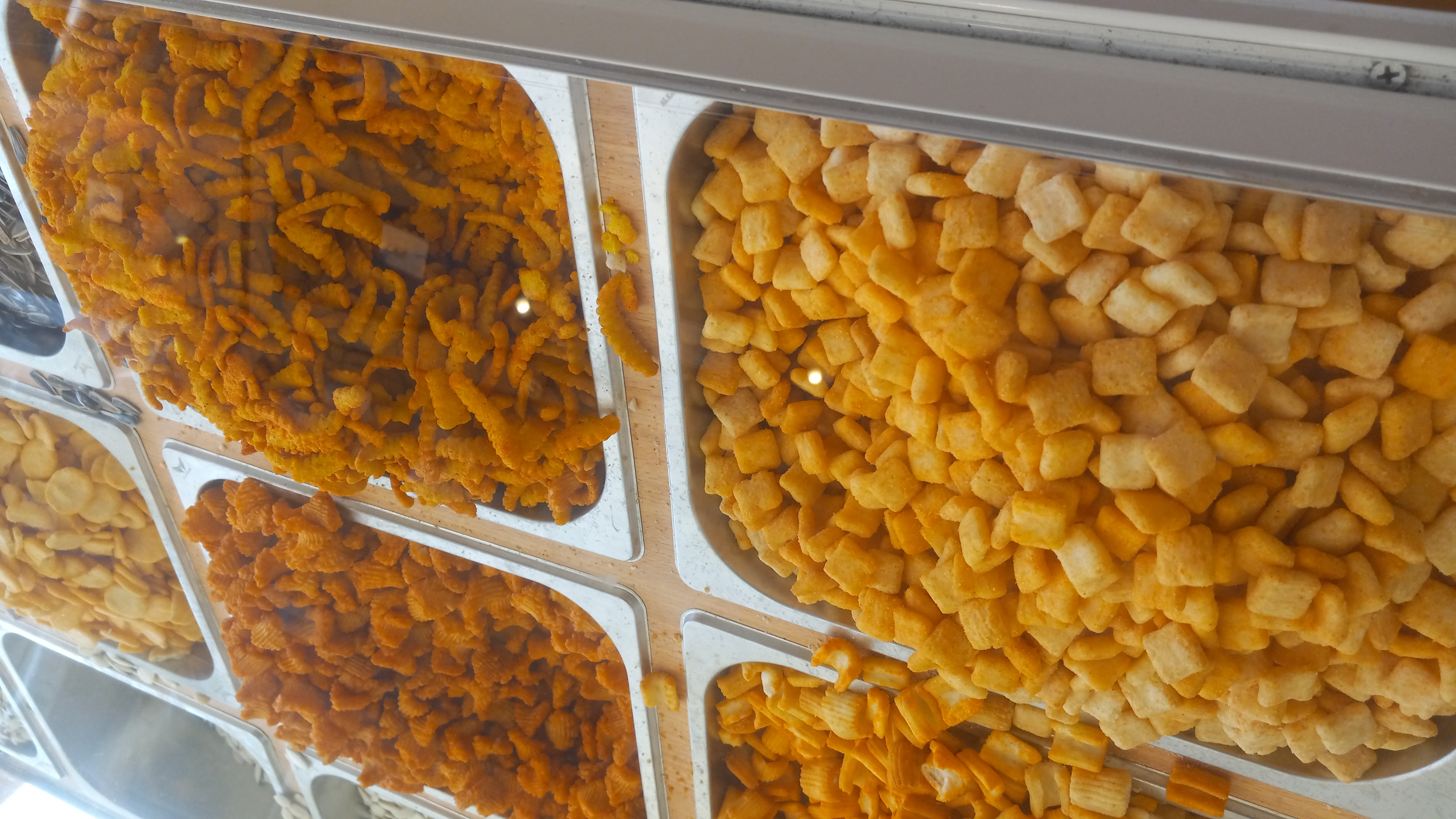 مكسرات مشكل