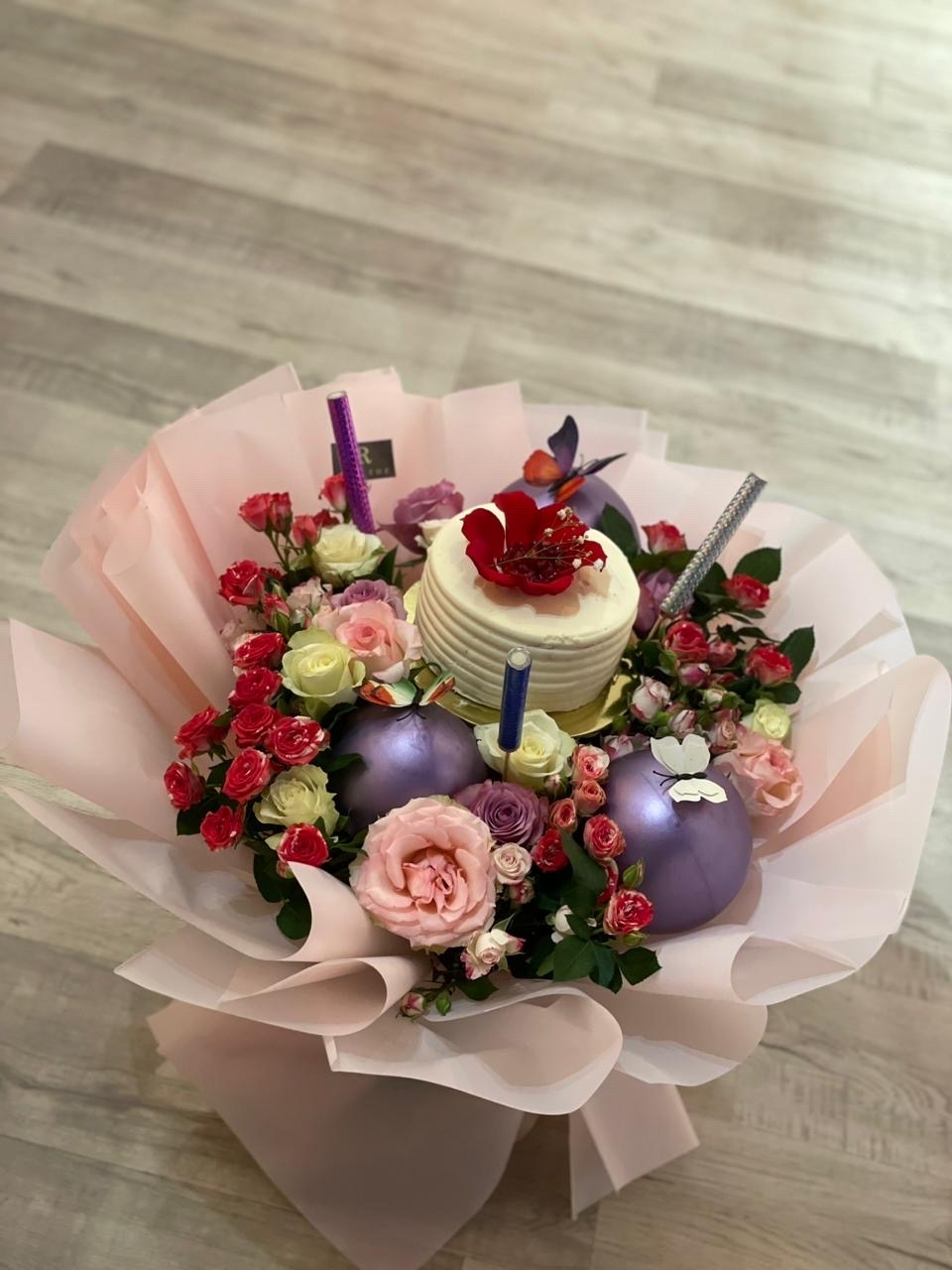 بوكيه  ورد طبيعي