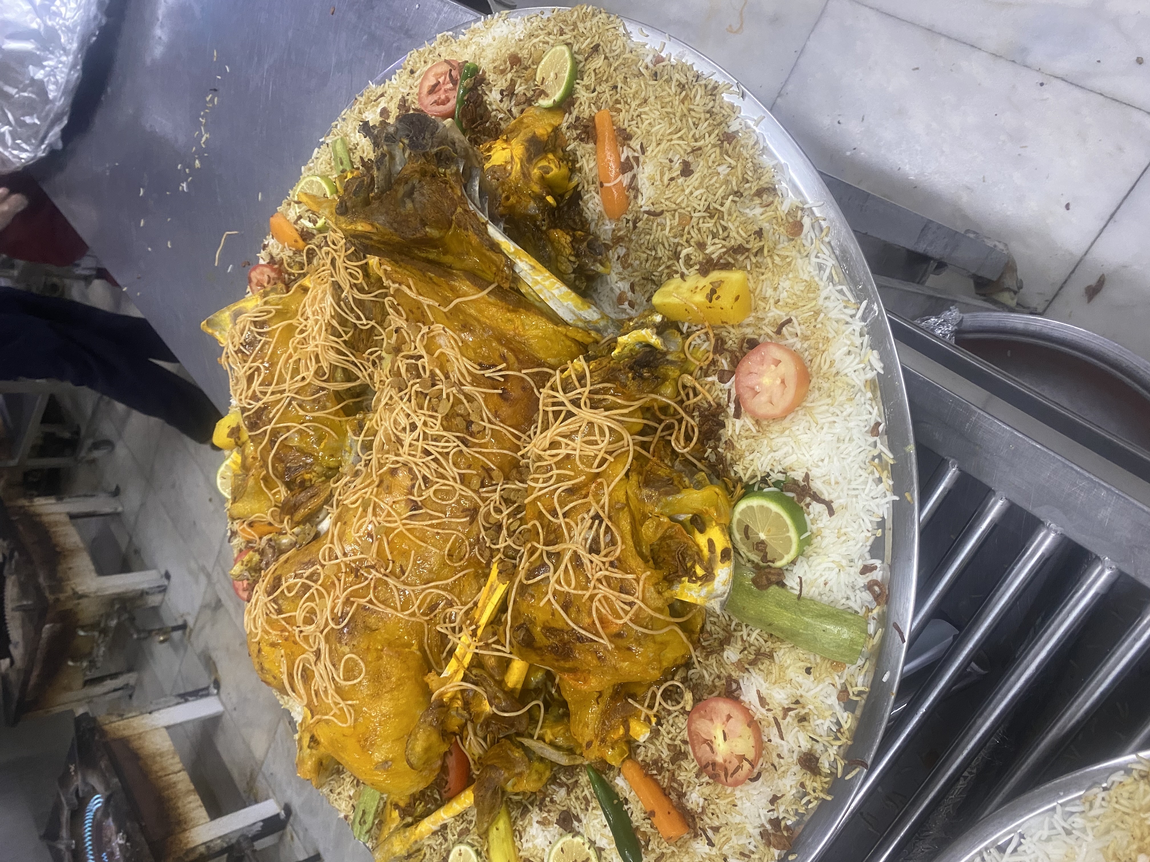 خروف نعيمي محمر