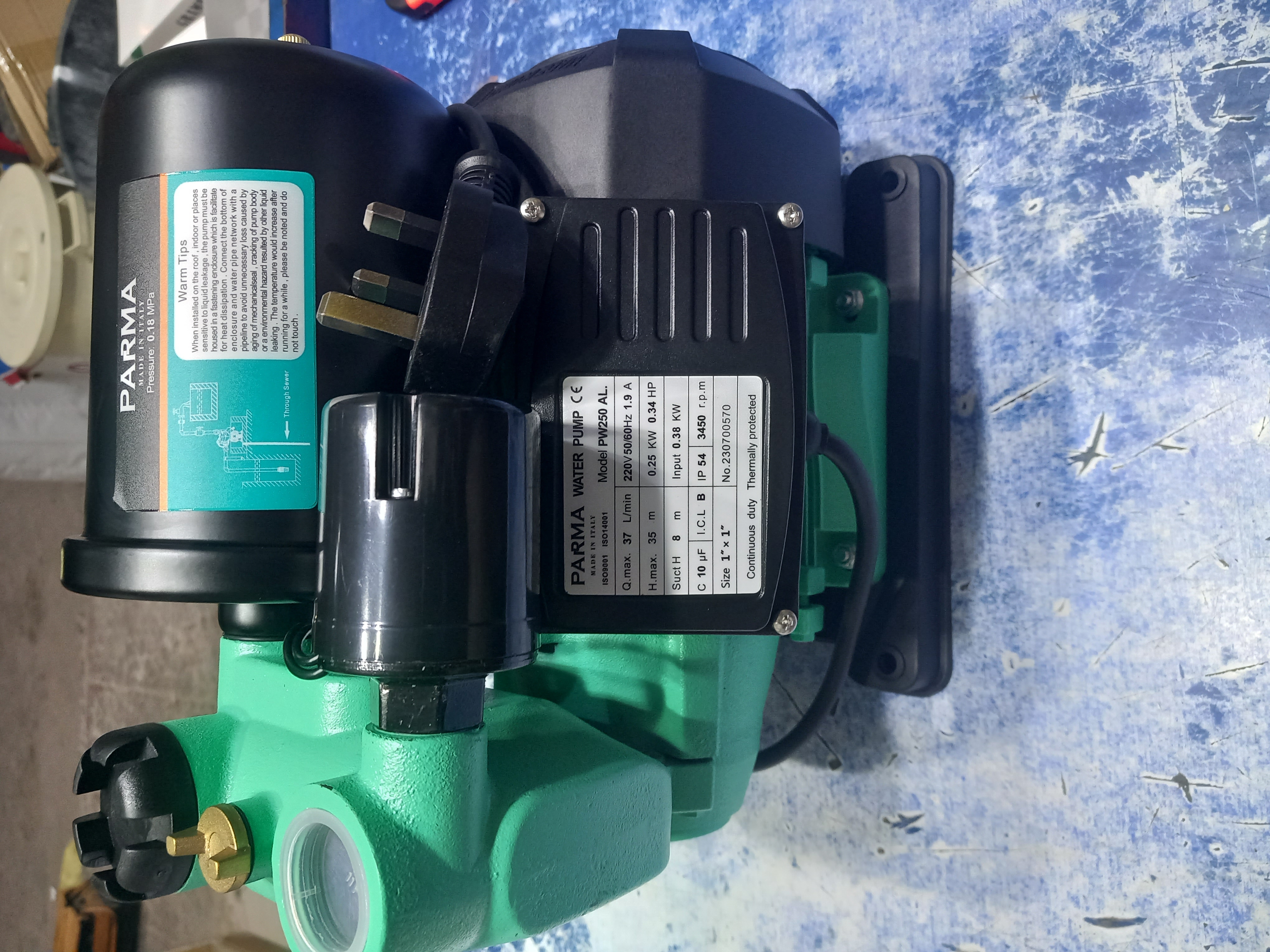 موتر مع اتوماتيك