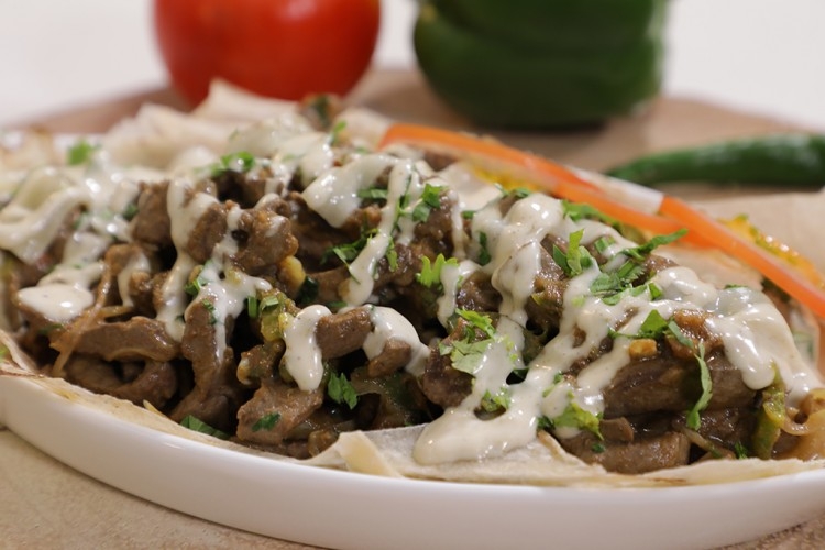كبده غنم طازج معا الجبن