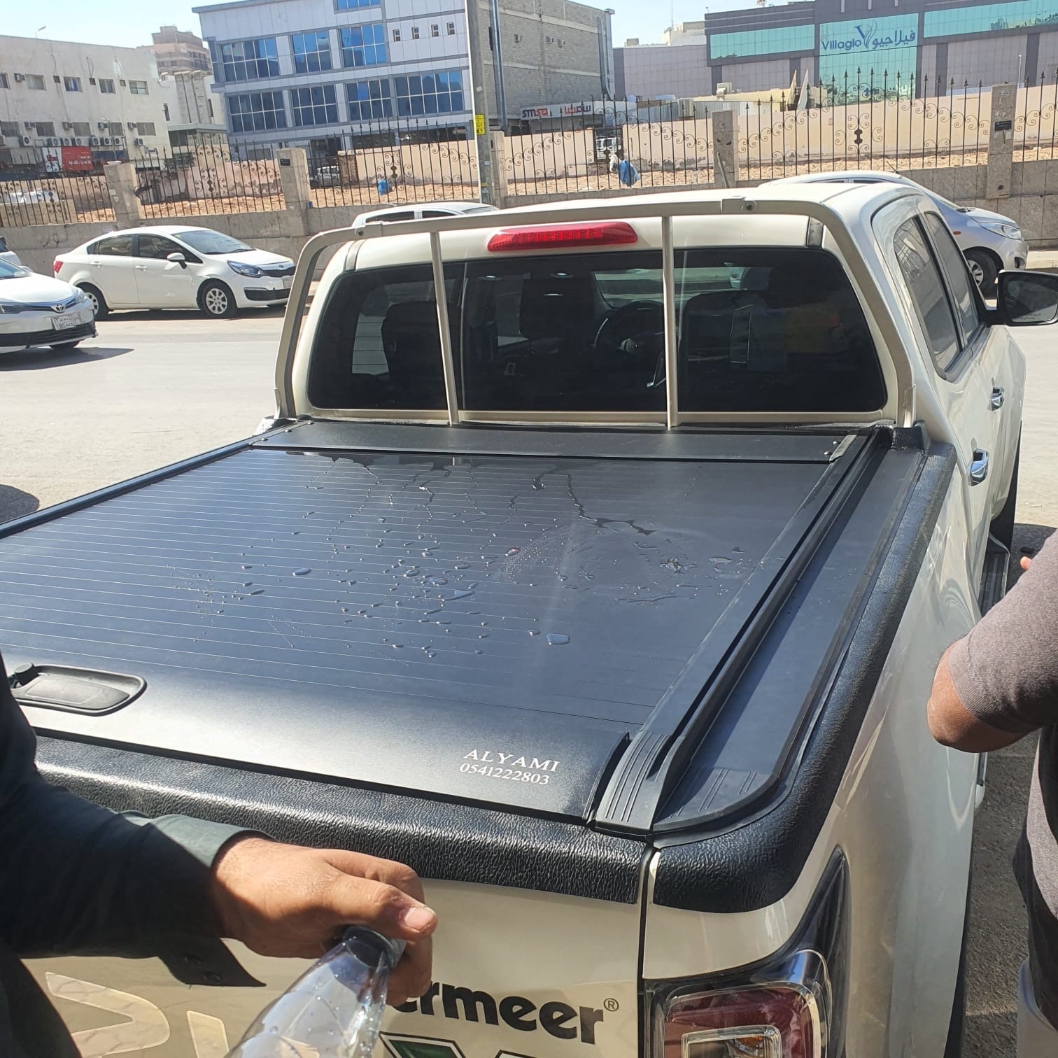 غطاء حوض ازيزو ديمكس قابل للسحب