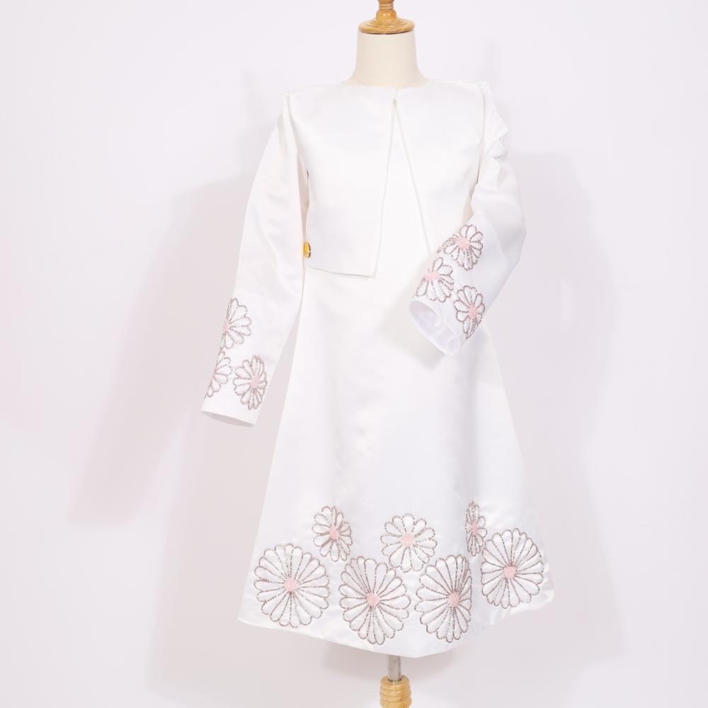 فستان مع جاكيت مزين بالخرز