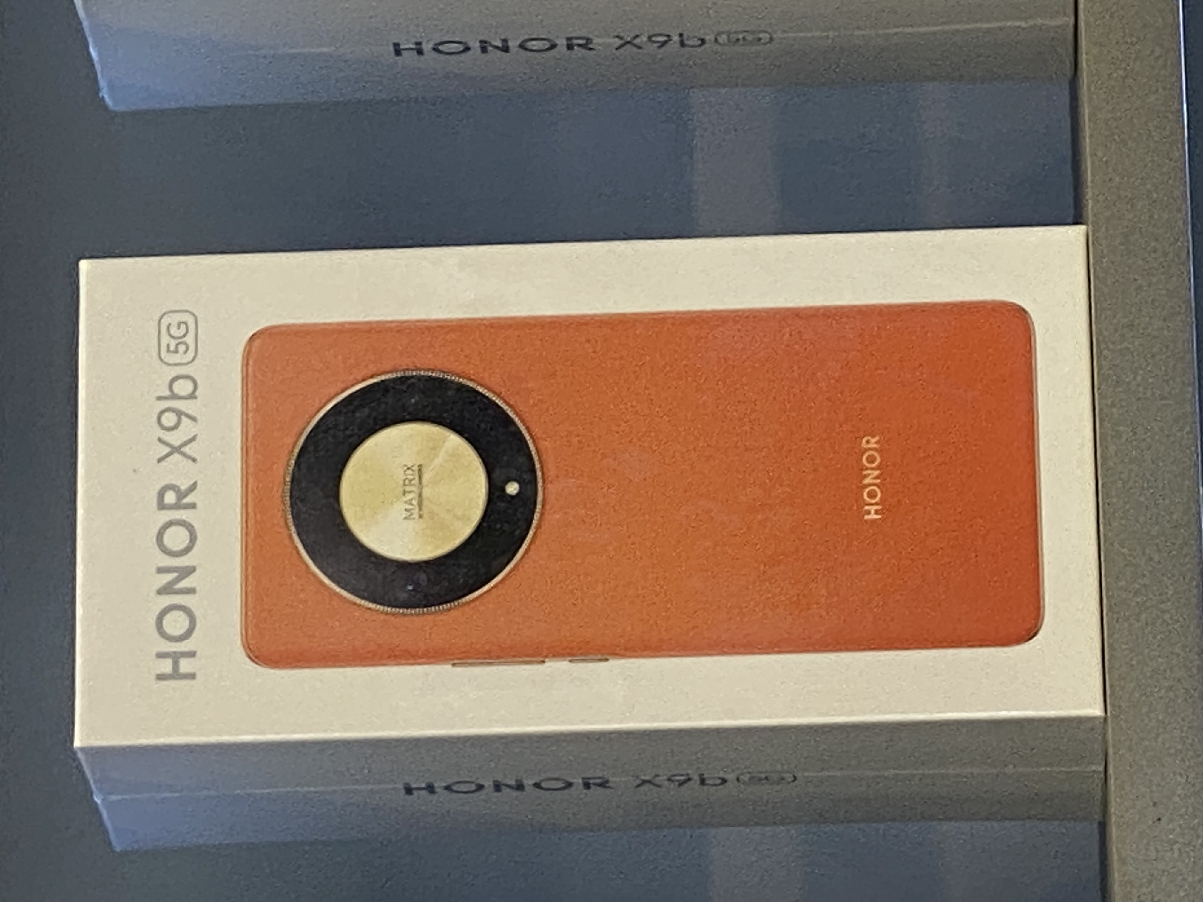 هونر اكس ٩ بي