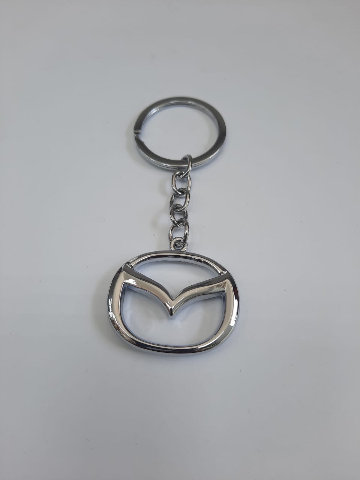 ميدالية مفتاح مازدا