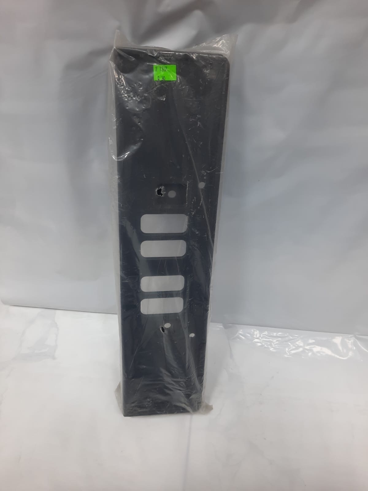 قاعده لوحه هوندا اكورد 2010