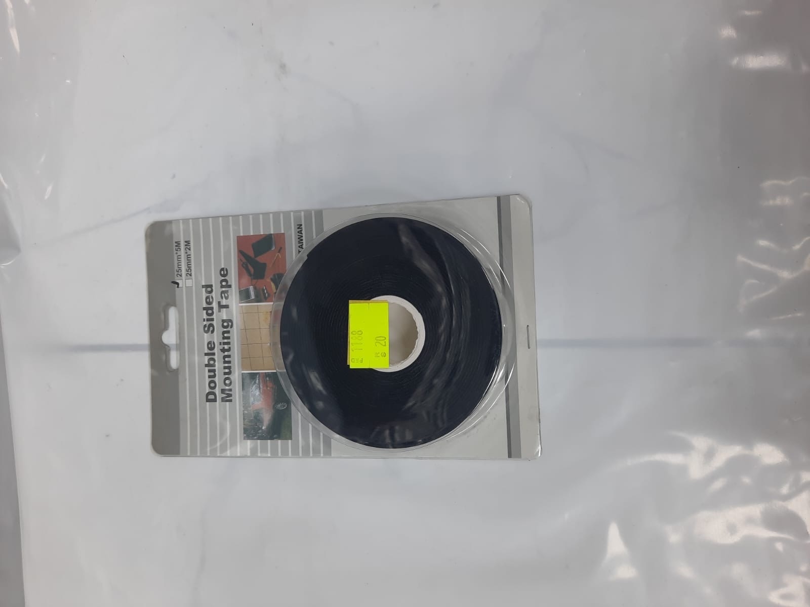 لزق وجهين كرت تايوان كبير