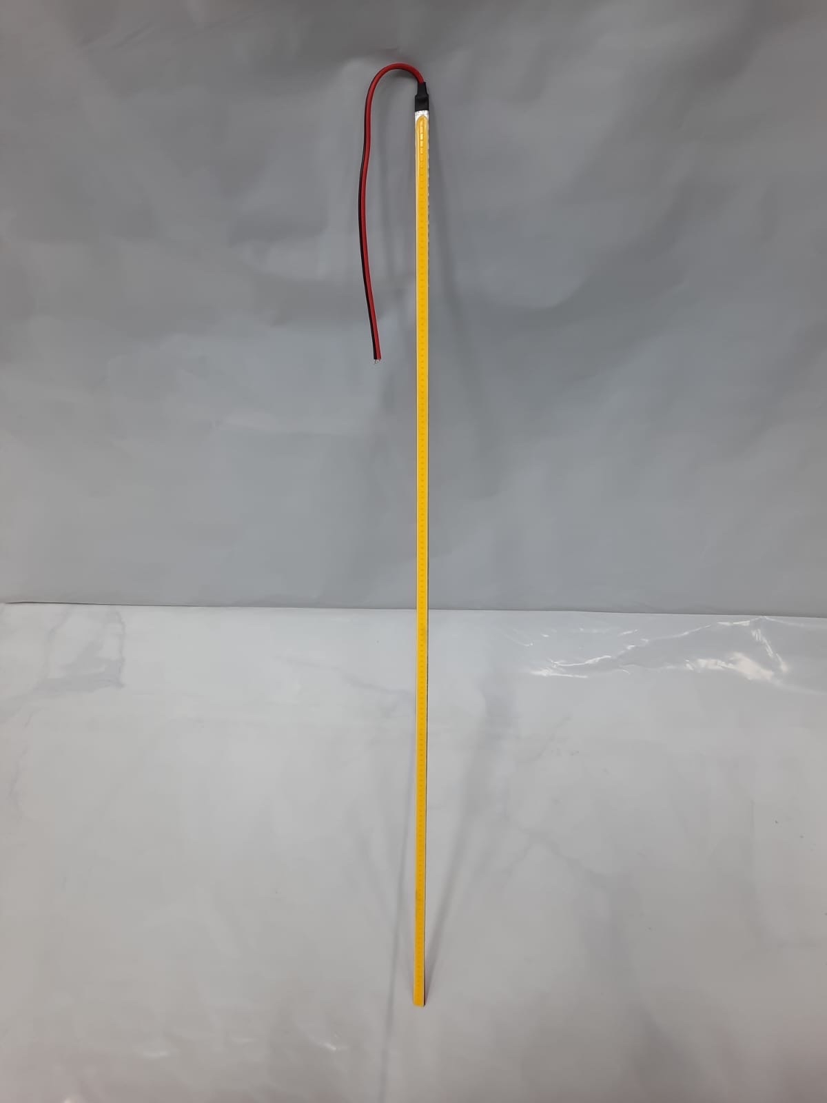 لمبه مخفيه جانبي كريمي م 60