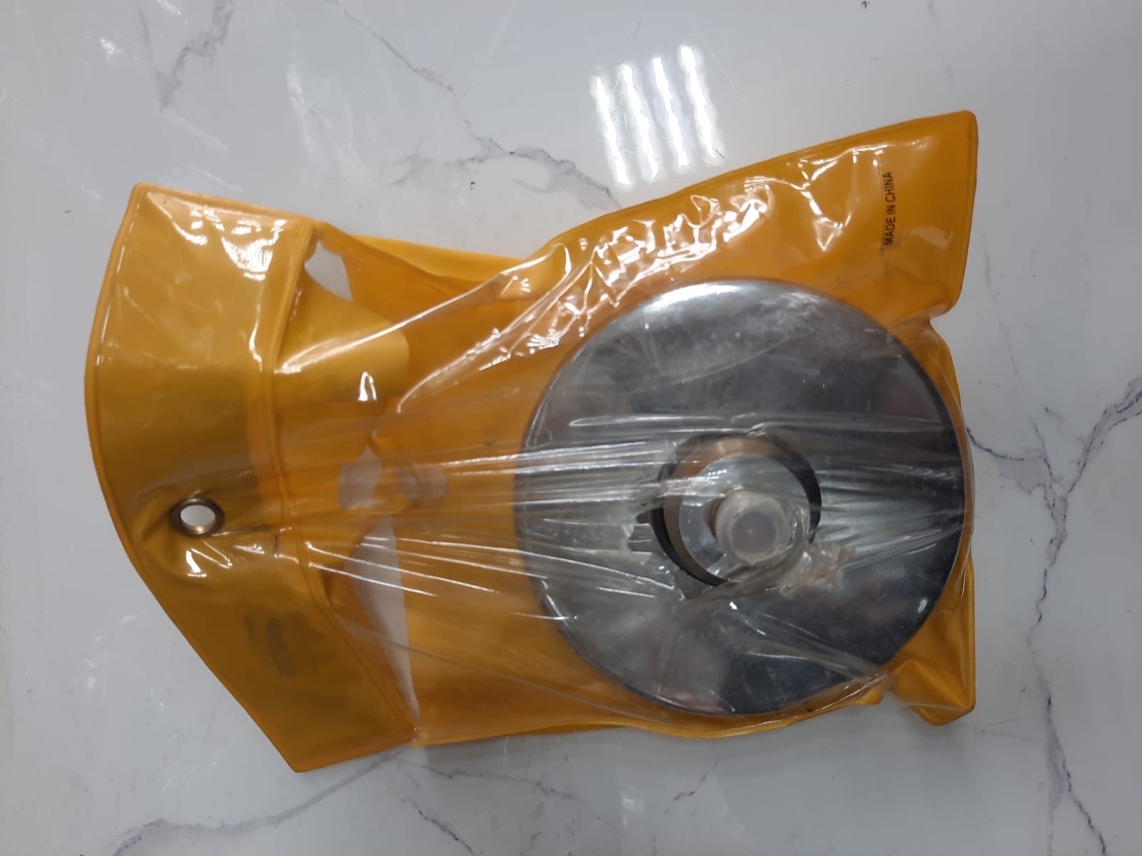 قاعدة اريل كنود مغناطيس من دون سلك