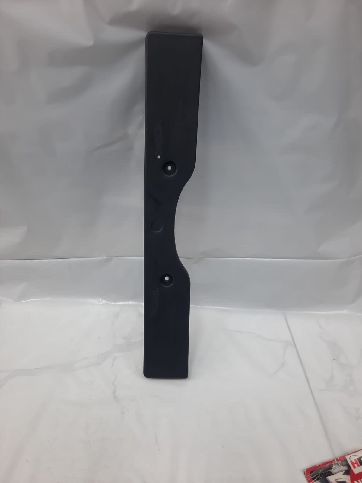 قاعدة لوحة كامري طويل