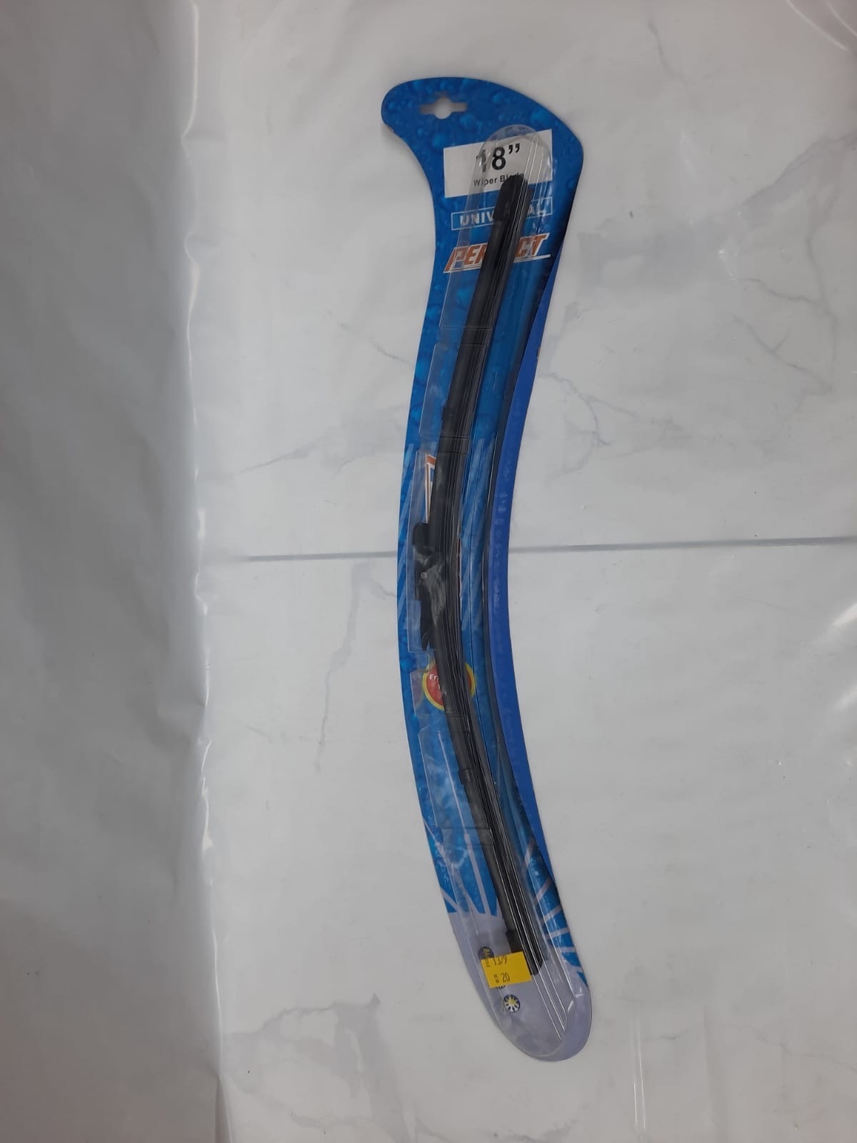 مساحات شنب كلبس م 18