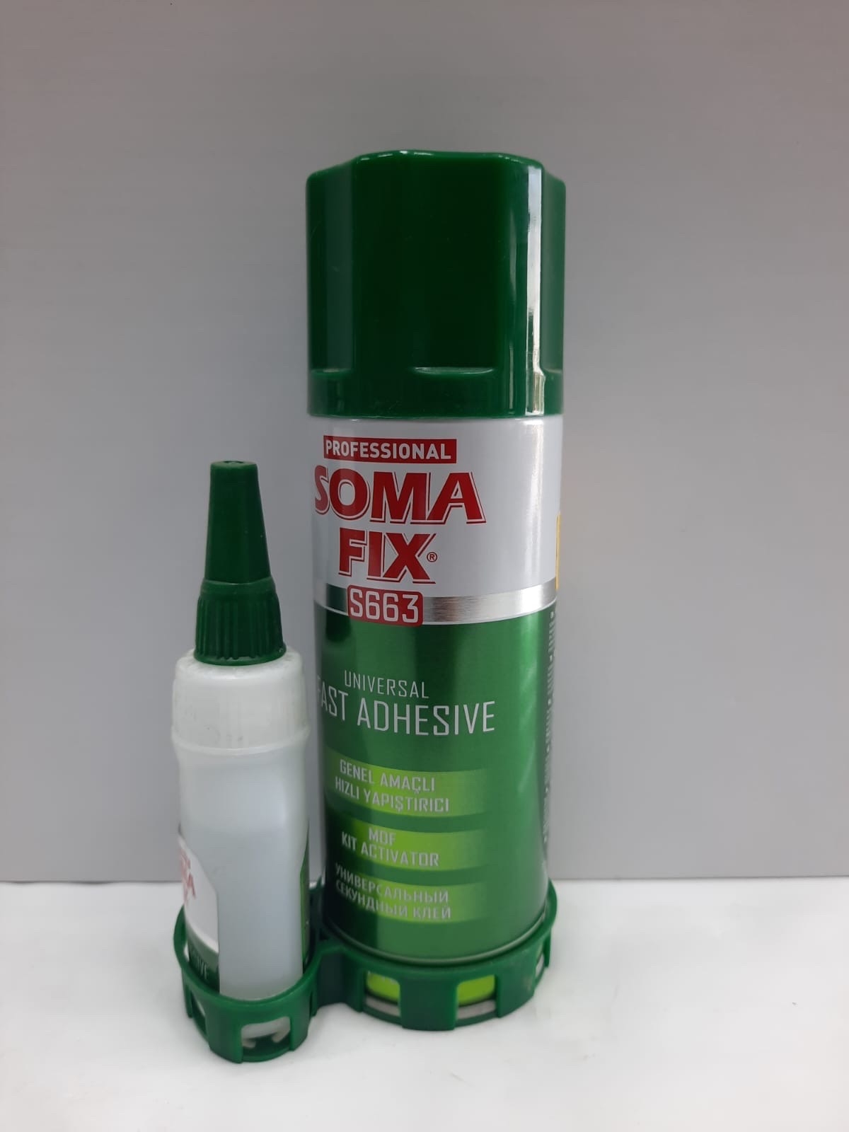 بخاخ غراء تركي وسط