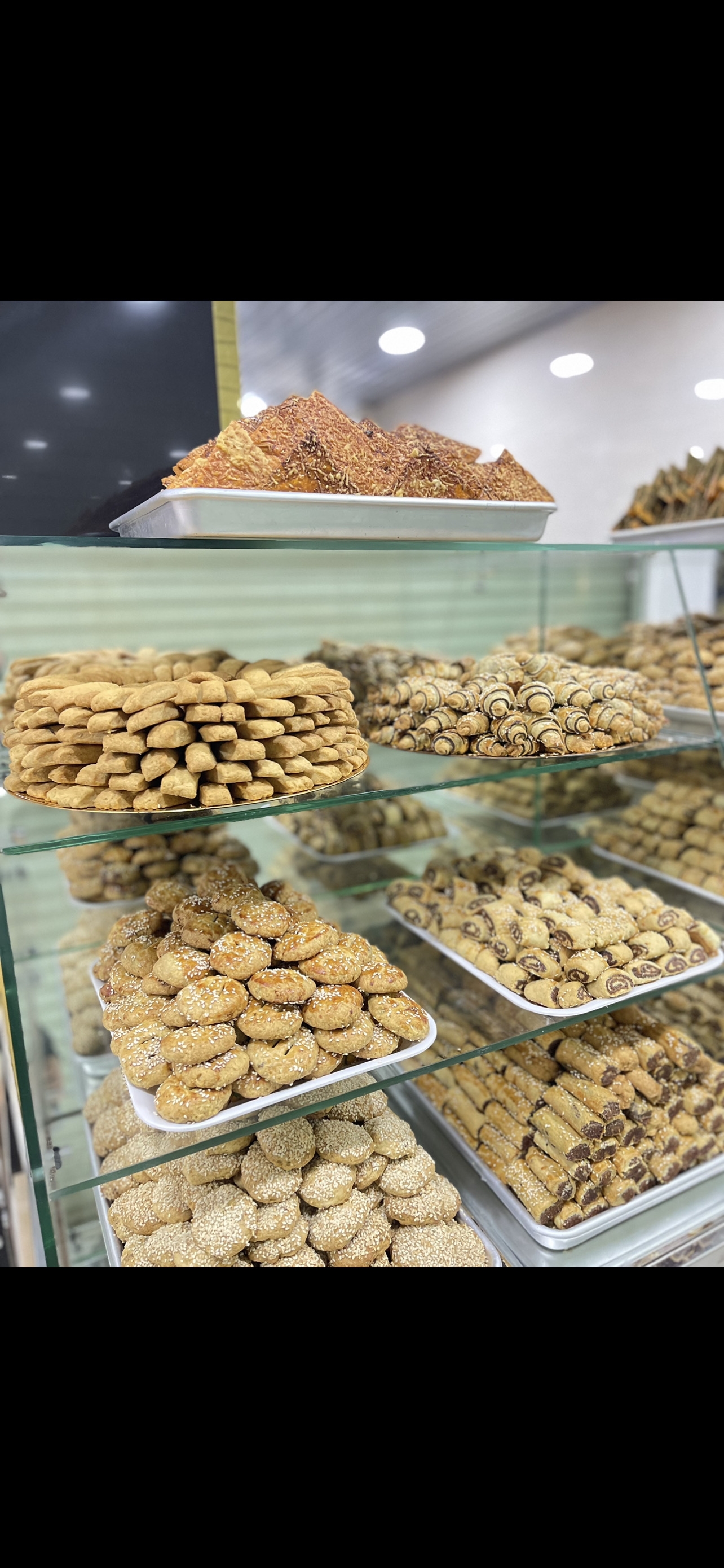 حلويات نواعم