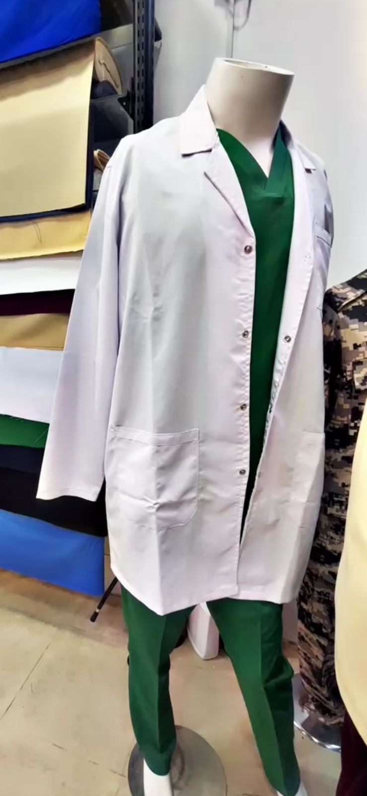 بالطو تفصيل حسب طلب العمل اي تصميم